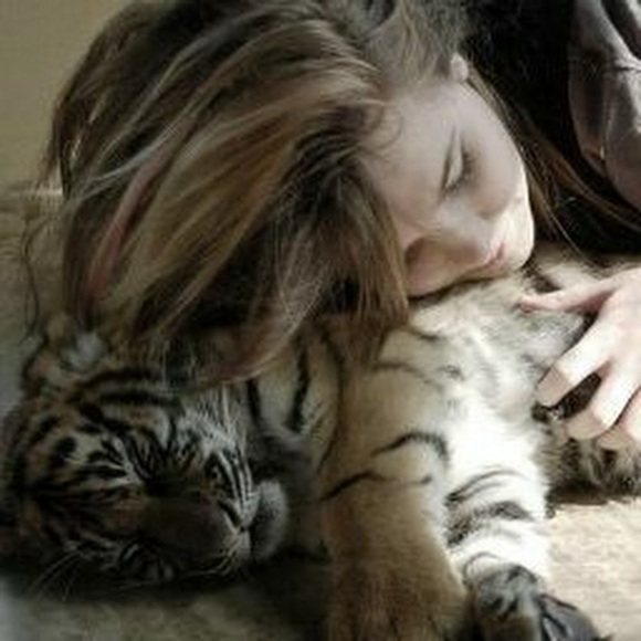 Meet your Posher, Drew - Picture 1 of 1